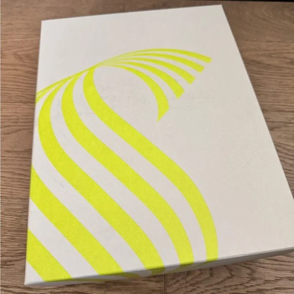 NWT The Icon Heel from SNEEX size 9 Color, Sand - Picture 8 of 11